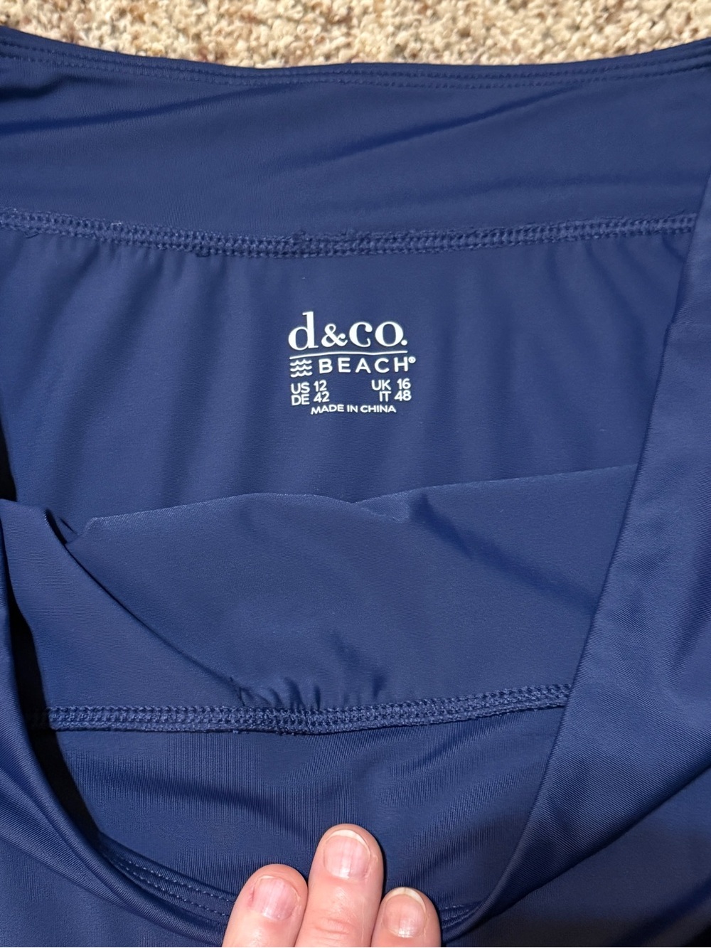 d&co Beach Navy Wrap Swim Skirt Womens 12 NWOT - Picture 2 of 8